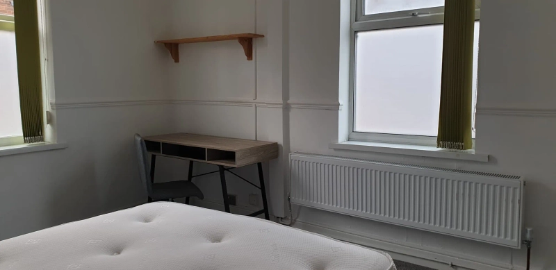 8 Rosemary Lane, LN2 5AT - 3 BED - Thumbnail 7